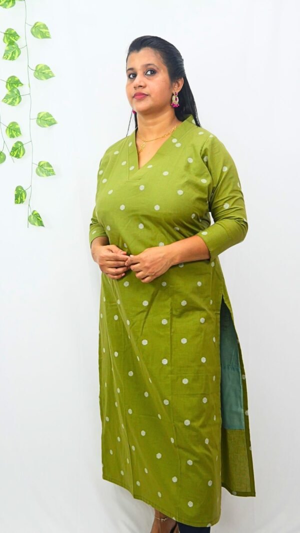 Trendy Slitted Cotton V-Neck Kurti-INK002 - Image 2