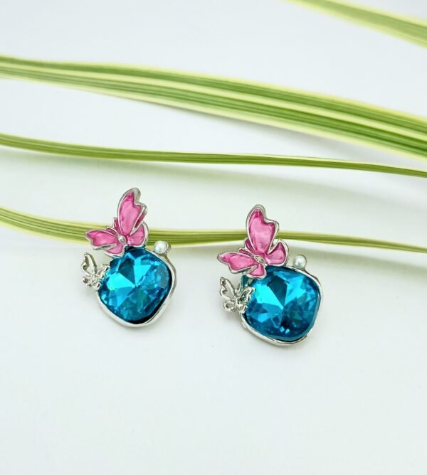STYLISH EARING-INE010