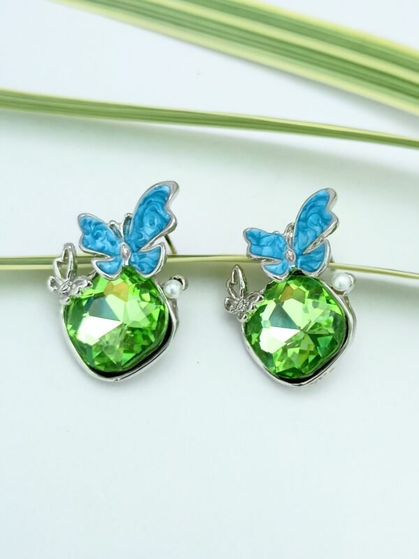 STYLISH EARING-INE011