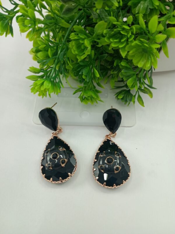 STYLISH EARING-INE015