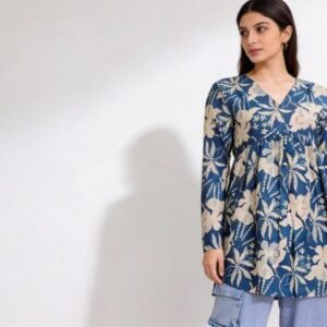 pleated short kurti light blue
